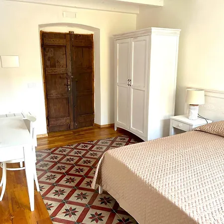 L'araucaria Le Guest house *