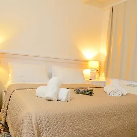 Affittacamere L'araucaria Le 3*